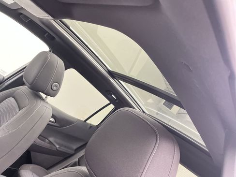 Certified 2025 Chevrolet Equinox LT image 6