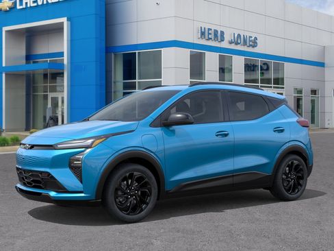 New 2027 Chevrolet Bolt RS w/ Technology Package FWD image 2