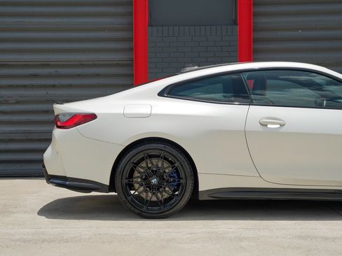 Used 2022 BMW M4 Competition w/ M Carbon Exterior Package RWD image 15