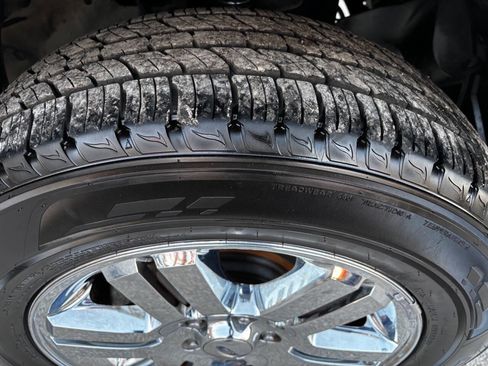 Used 2007 Ford Explorer Eddie Bauer image 35