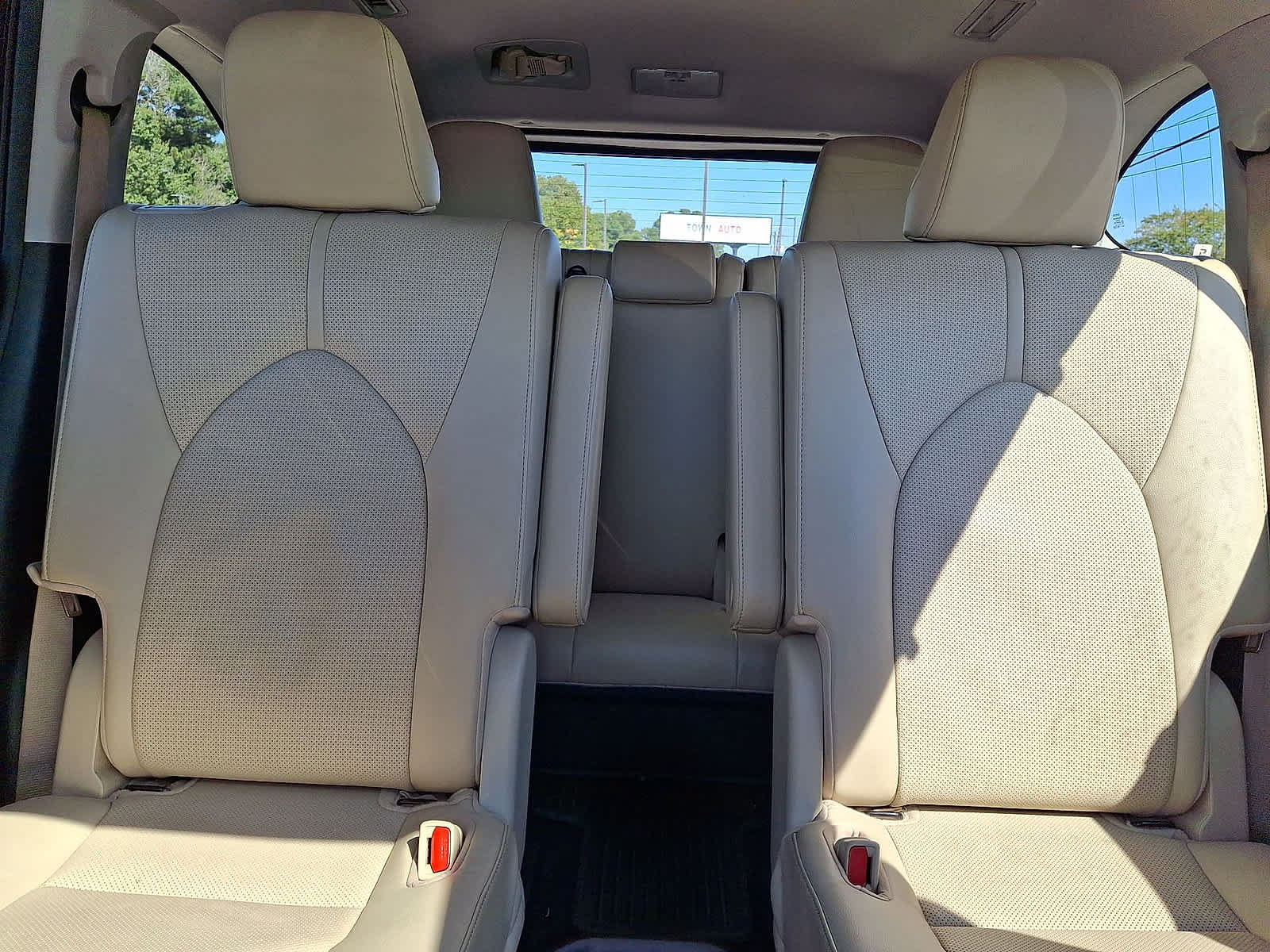 Used 2022 Toyota Highlander Limited AWD/4WD image 13