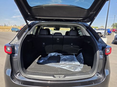 New 2025 MAZDA CX-5 AWD 2.5 S w/ Preferred Package image 31