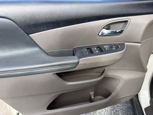 Used 2016 Honda Odyssey EX-L image 8