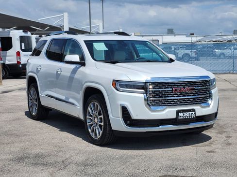 Used 2022 GMC Acadia Denali FWD image 3