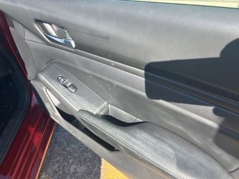 Used 2025 Nissan Altima 2.5 SV image 20