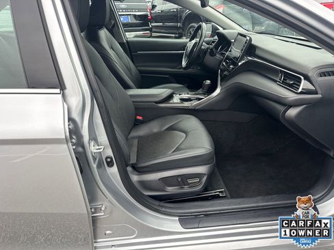 Used 2024 Toyota Camry XSE image 13