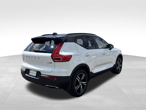 Used 2019 Volvo XC40 T5 R-Design AWD/4WD image 37