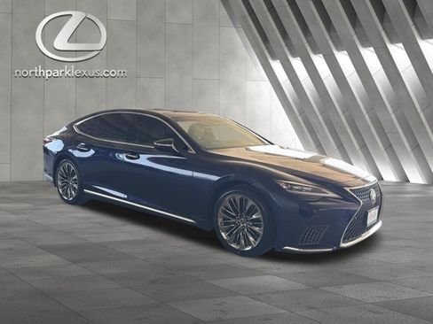 Certified 2022 Lexus LS 500 w/ Interior Upgrade Package RWD image 5