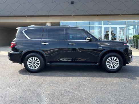 Used 2021 Nissan Armada SV RWD image 4