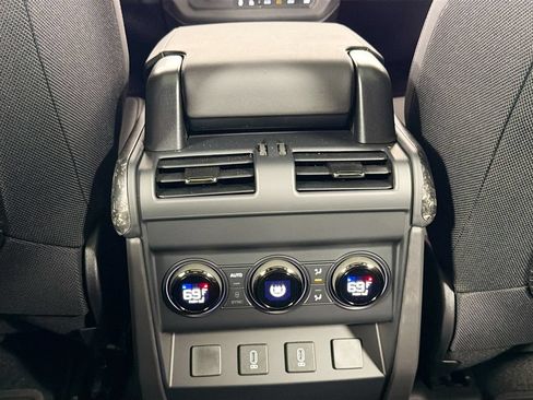 New 2026 Land Rover Defender 110 OCTA AWD/4WD image 27