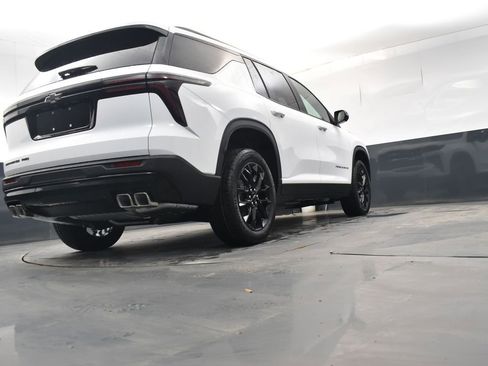 New 2026 Chevrolet Traverse LT w/ Midnight/Sport Edition AWD/4WD image 16