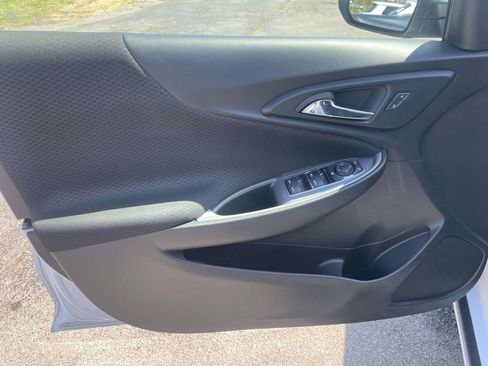 Used 2023 Chevrolet Malibu LT image 14