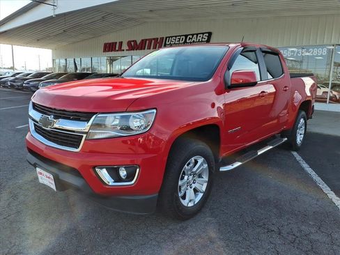 Used 2019 Chevrolet Colorado LT w/ LT Convenience Package image 3
