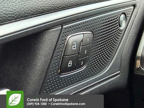Used 2020 Ford Edge Titanium w/ Equipment Group 301A AWD/4WD image 24