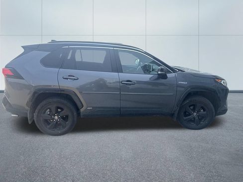 Used 2021 Toyota RAV4 XSE AWD/4WD image 5