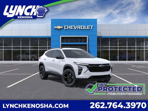 New 2026 Chevrolet Trax LT w/ Midnight Edition FWD image 1