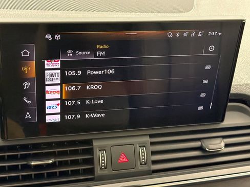 Used 2025 Audi Q5 2.0T Premium Plus w/ Premium Plus Package AWD/4WD image 17