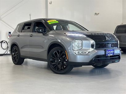 Used 2023 Mitsubishi Outlander SE