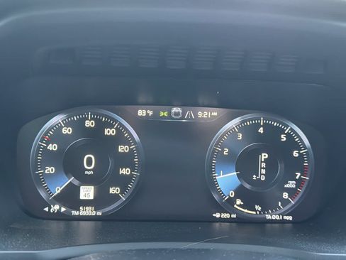 Used 2022 Volvo XC90 T6 Momentum w/ Climate Package AWD/4WD image 35