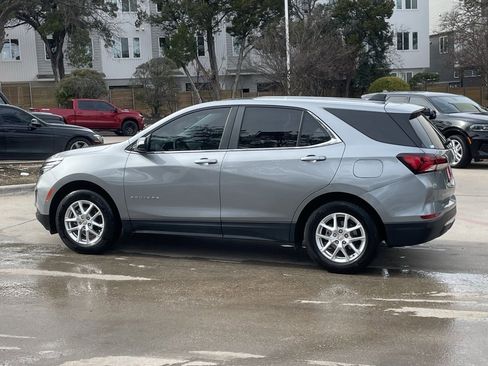 Used 2024 Chevrolet Equinox LT image 3