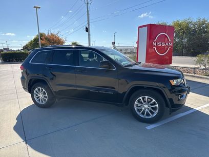 Used 2021 Jeep Grand Cherokee Laredo