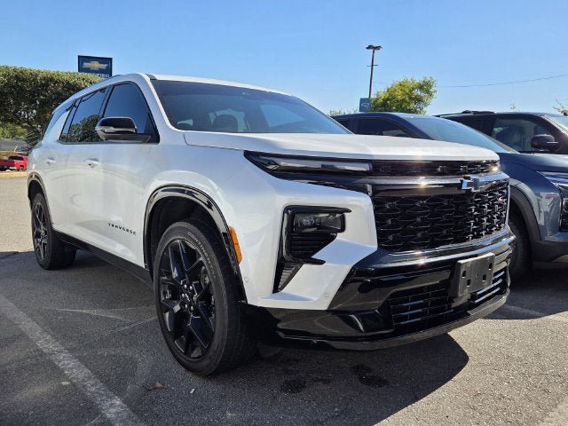 Used 2024 Chevrolet Traverse RS w/ LPO, Floor Liner Package FWD image 1