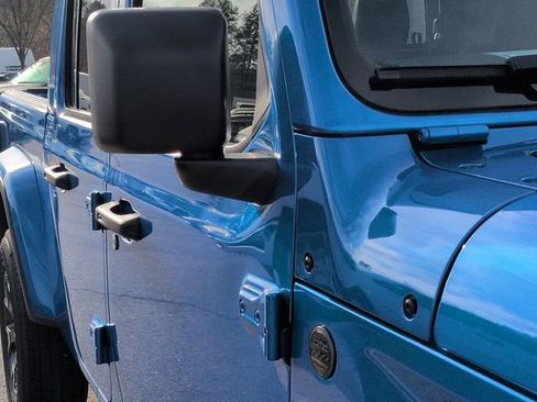 New 2026 Jeep Gladiator Sport image 11