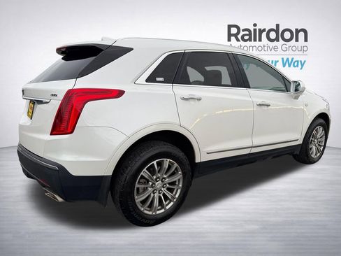 Used 2017 Cadillac XT5 Luxury w/ Driver Awareness Package image 8