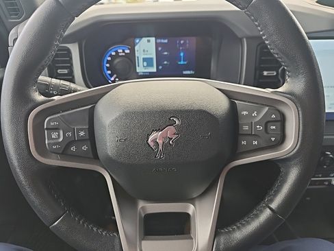 Used 2024 Ford Bronco Big Bend image 16