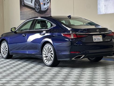 Used 2020 Lexus ES 350 w/ Luxury Package image 6
