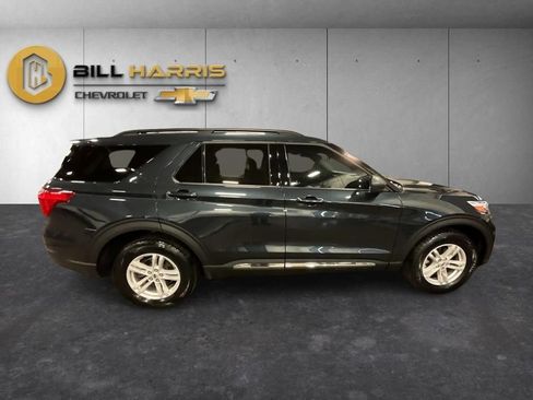 Used 2024 Ford Explorer XLT w/ Equipment Group 202A AWD/4WD image 9