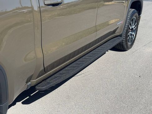 Used 2023 GMC Sierra 1500 AT4 w/ Technology Package AWD/4WD image 16