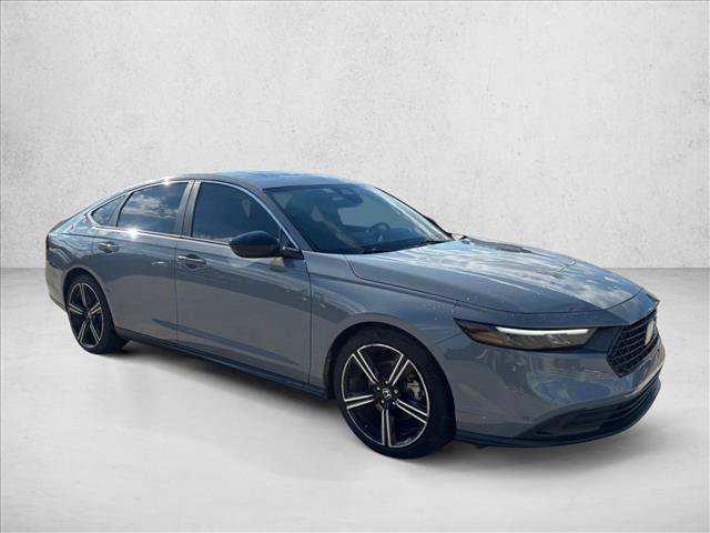 Used 2023 Honda Accord Sport image 2
