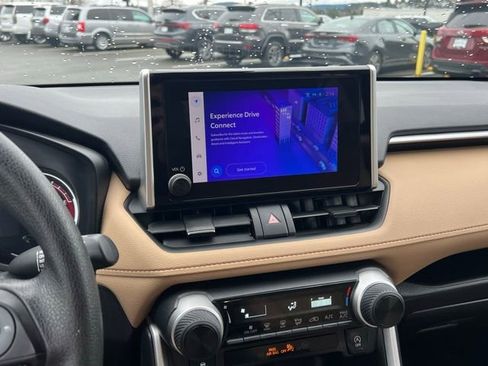 Used 2024 Toyota RAV4 LE image 19