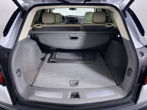 Certified 2024 Cadillac XT5 Premium Luxury w/ LPO, Floor Liner Package AWD/4WD image 16