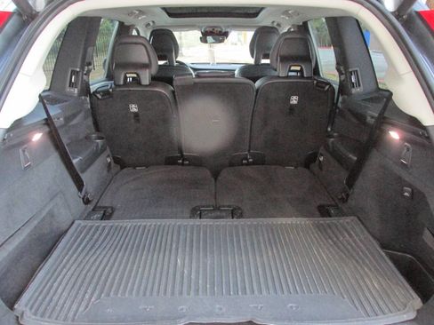 Used 2016 Volvo XC90 T6 Momentum w/ Protection Package Plus image 29