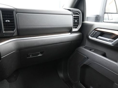 Used 2025 Chevrolet Silverado 2500 LT AWD/4WD image 15