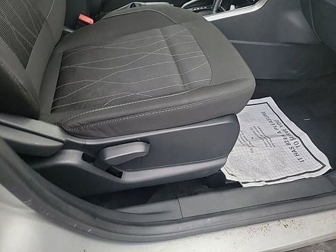 Certified 2020 Ford EcoSport SE image 31