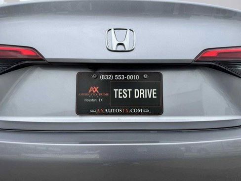 Used 2022 Honda Civic Sport image 17
