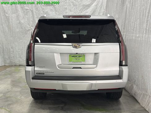 Used 2016 Cadillac Escalade Luxury AWD/4WD image 20
