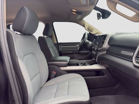 Used 2019 RAM 1500 Big Horn AWD/4WD image 23