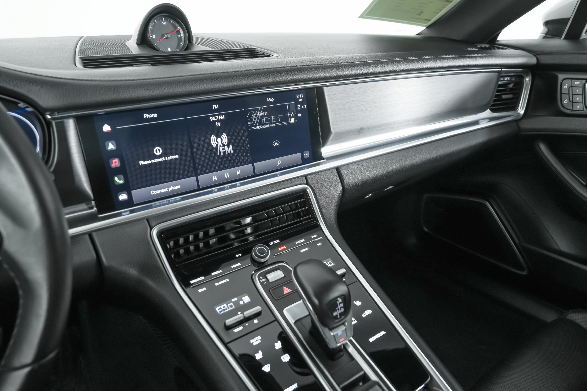 Used 2023 Porsche Panamera Platinum Edition RWD image 32