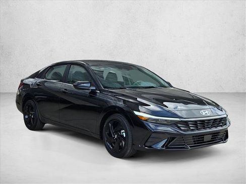 New 2026 Hyundai Elantra SEL Sport w/ Cargo Package FWD image 7