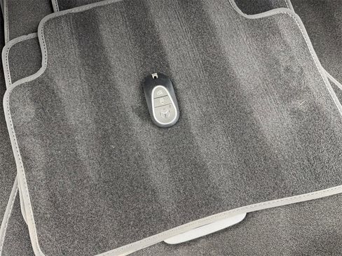 Used 2025 Mercedes-Benz C 300 Sedan image 74