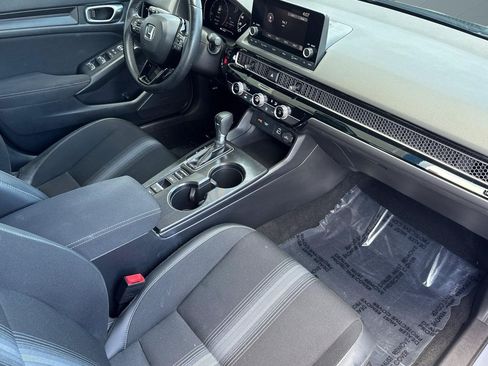 Used 2024 Honda Civic Sport image 31