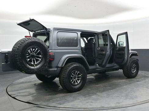 Used 2026 Jeep Wrangler Unlimited Rubicon AWD/4WD image 48