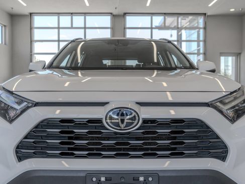 Used 2024 Toyota RAV4 XLE w/ Weather Package AWD/4WD image 23