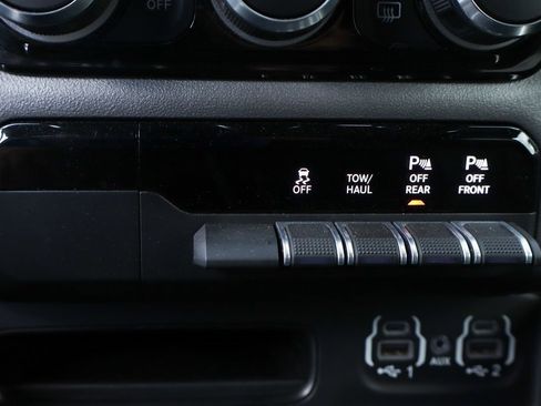 Used 2022 RAM 1500 Laramie image 46