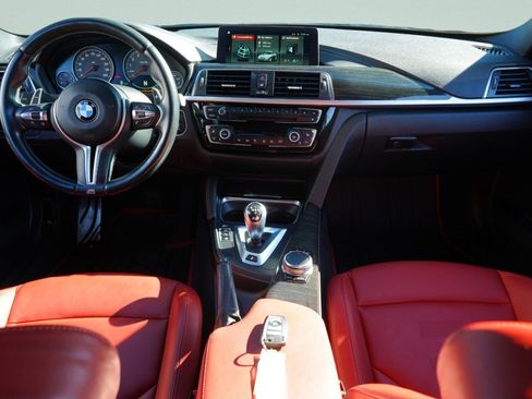 Used 2018 BMW M3 image 53