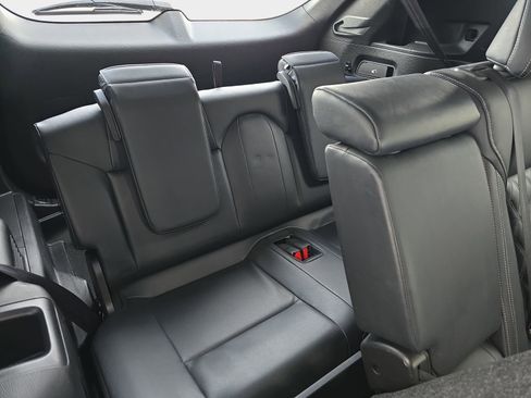 Used 2024 Mitsubishi Outlander SEL image 14